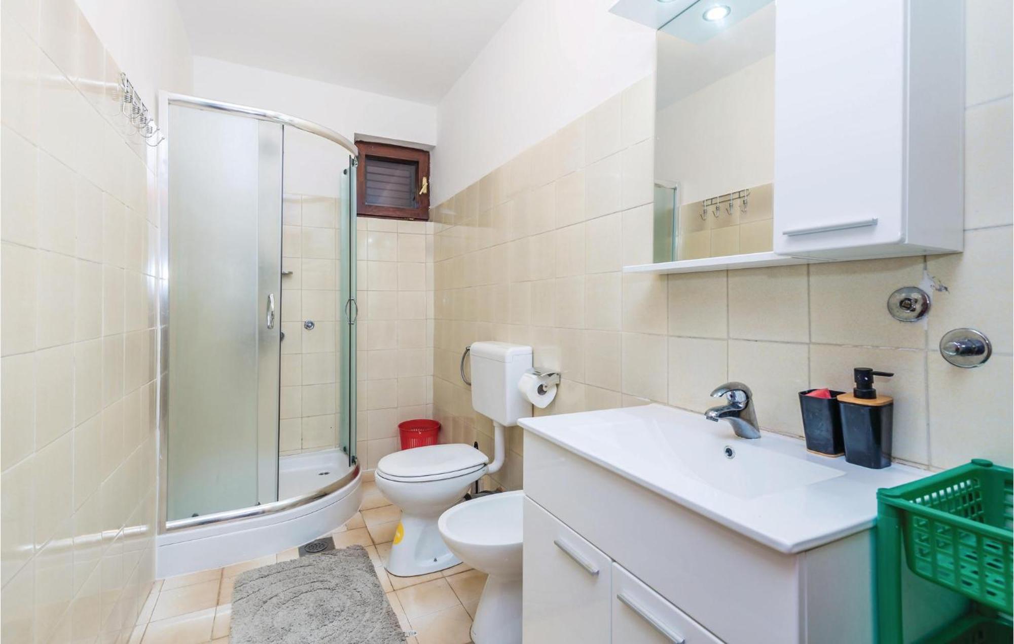 Stunning Apartment In Barbat-Rab With Wifi Barbat na Rabu Extérieur photo