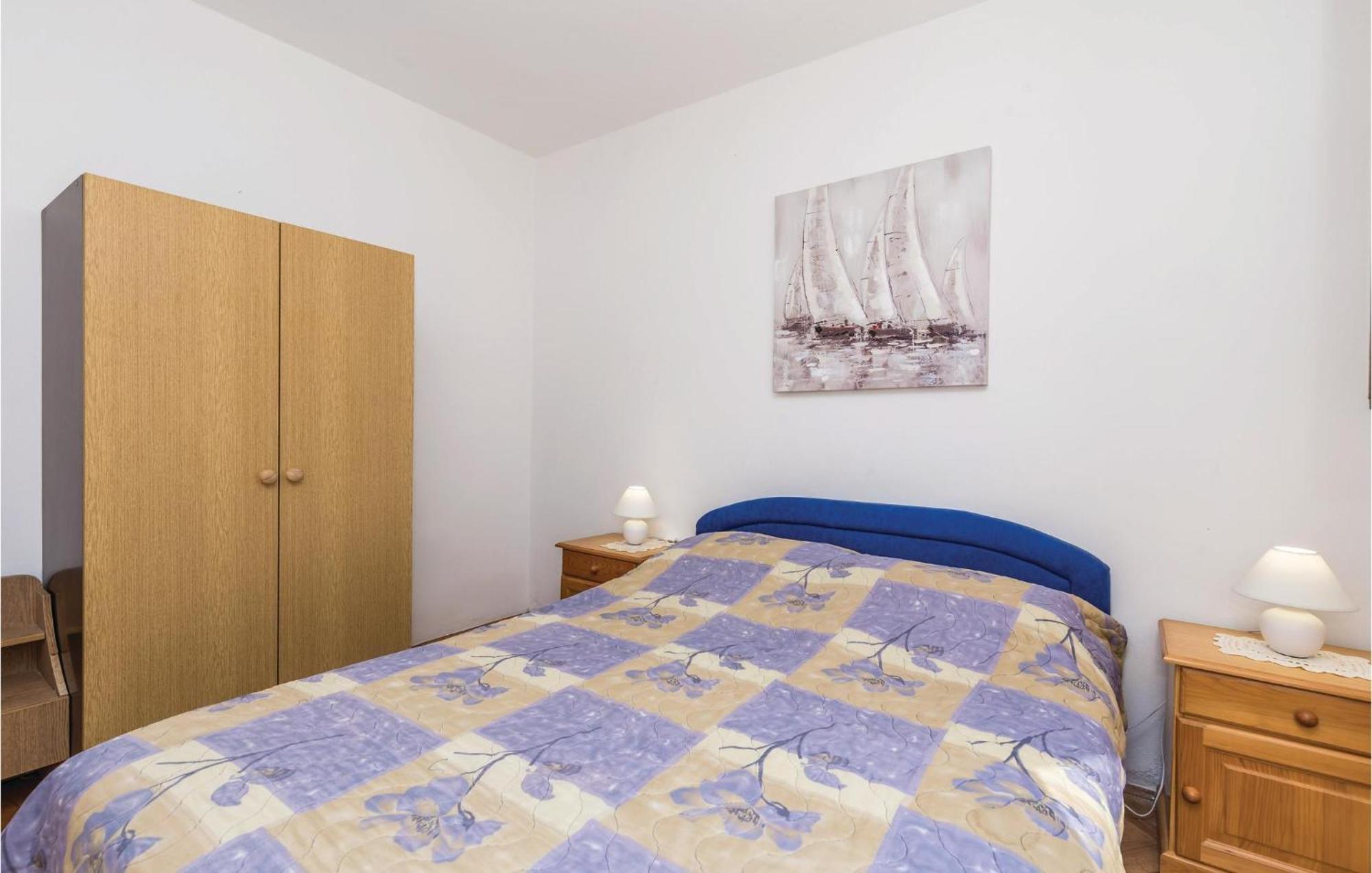 Stunning Apartment In Barbat-Rab With Wifi Barbat na Rabu Extérieur photo